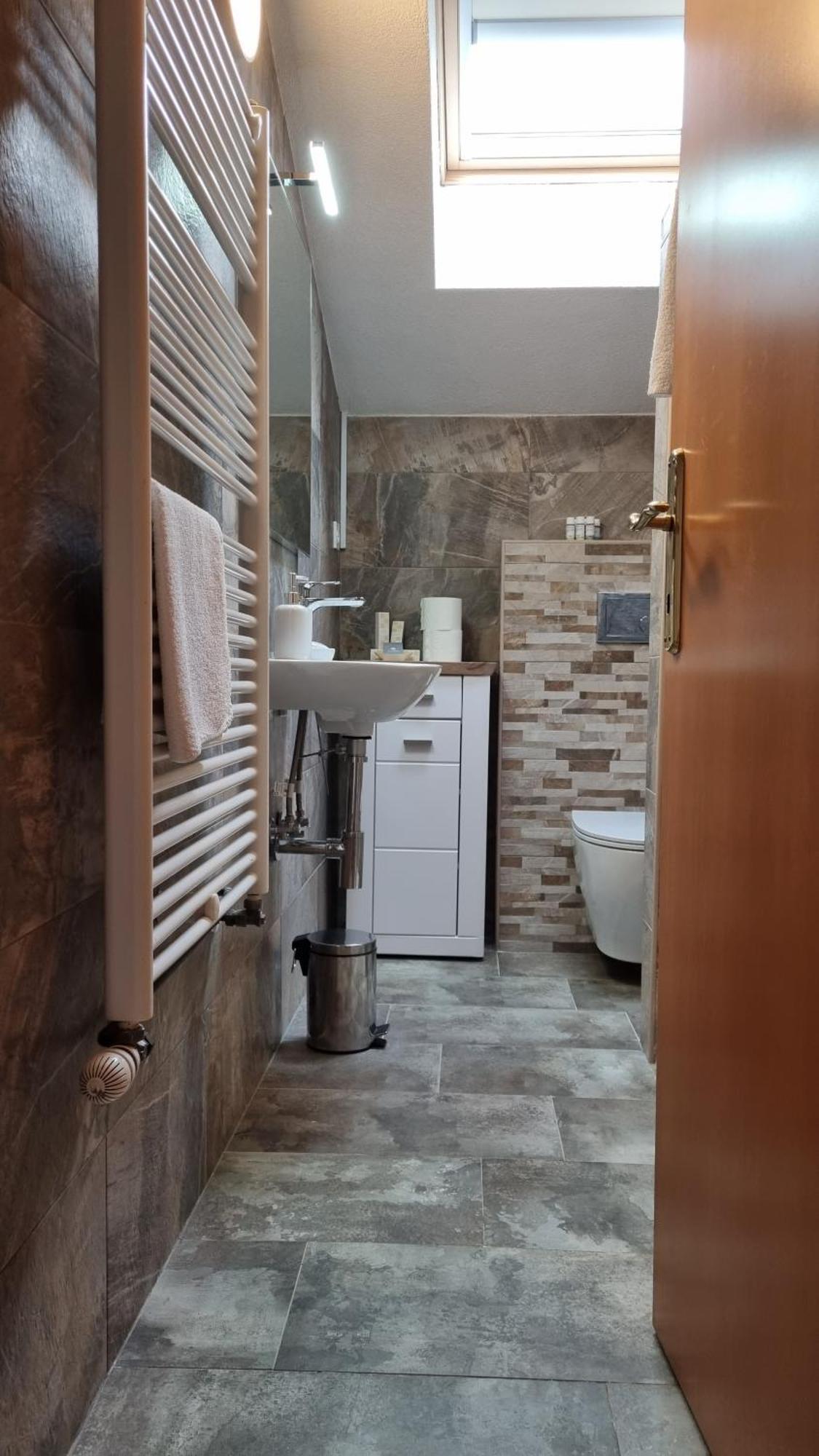 Apartma Katy Apartment อูมัค ภายนอก รูปภาพ
